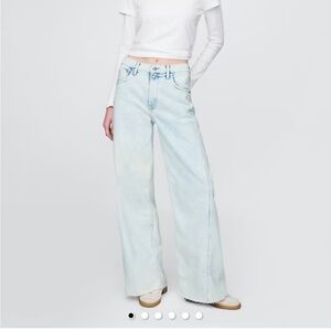 GUC | GAP Women's Light Blue Flare Jeans